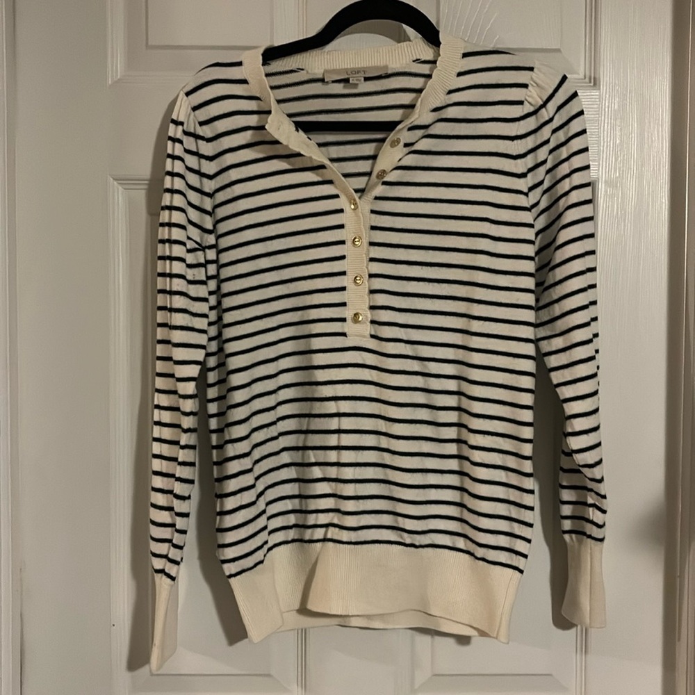 Women’s loft sweater size medium off-white with black stripes.